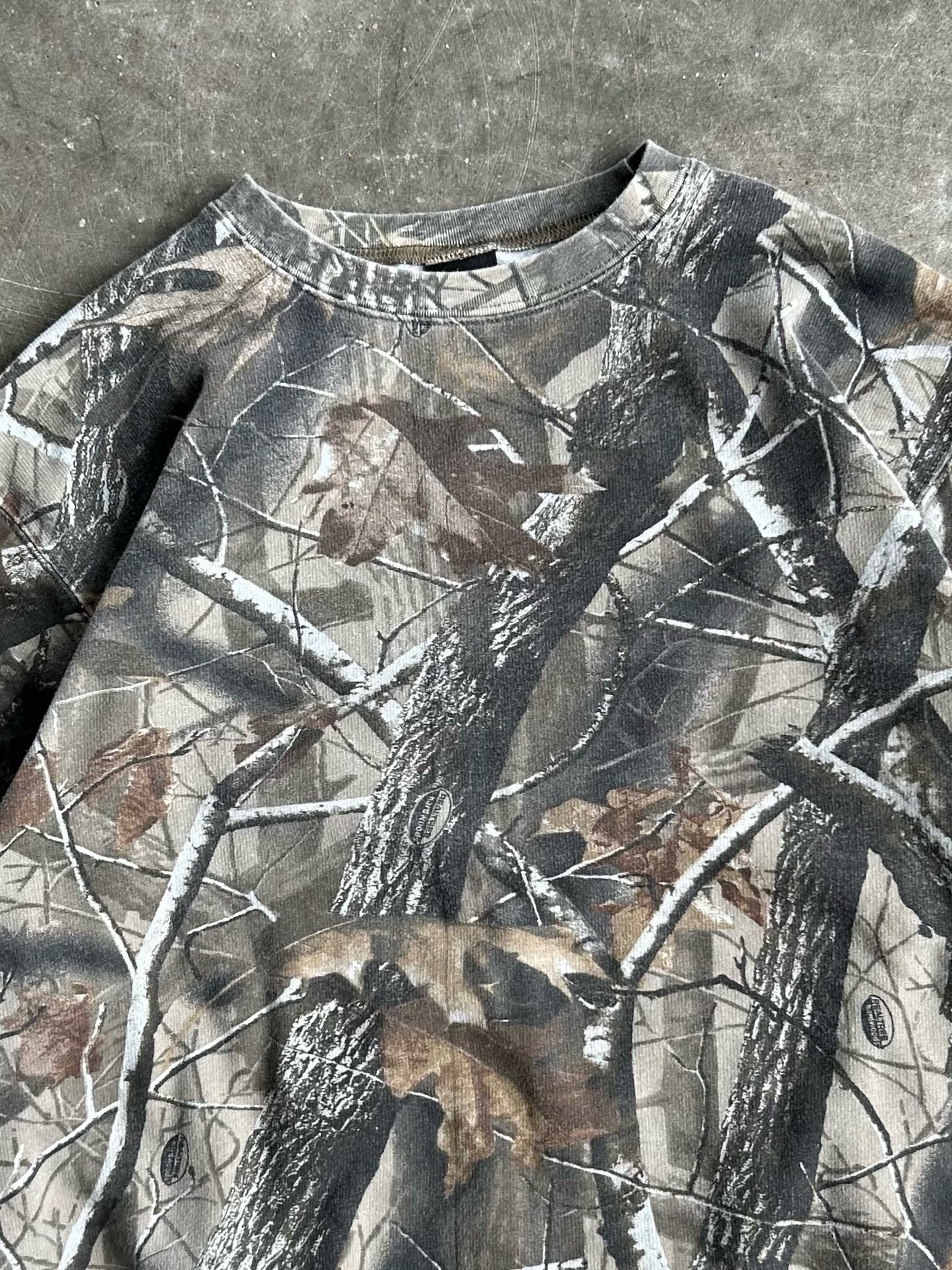 Vintage Camo Realtree Crew - L